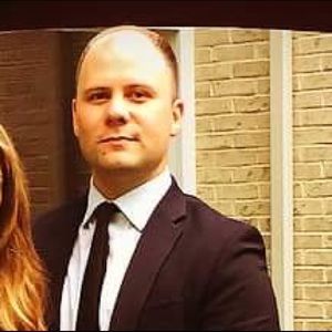 Meet your Posher, Adam